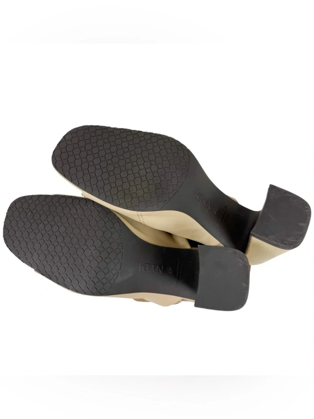 NYDJ Lyssa Neutral Leather‎ Square Toe Block Heel Sandal Sand Size 9